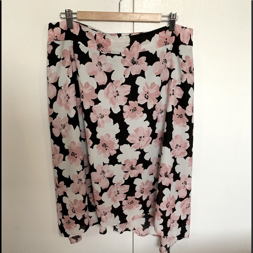 Long asymetrical skirt